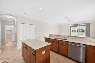 Beautiful home located in the highly desirable Catalina Isles - photo 10