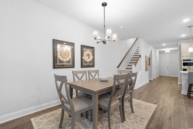 Beautiful 4-bedroom, 3.5-bath townhome located in the highly - photo 4