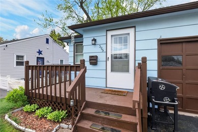 Welcome to easy living in this charming 3-bedroom, 1-bath ranch - photo 17