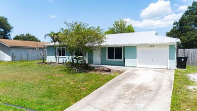 Welcome to this beautifully updated 3-bedroom, 2-bath home, this - photo 17