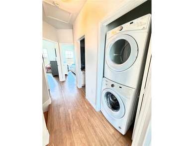 Welcome to a beautifully refreshed townhome designed for those - photo 18