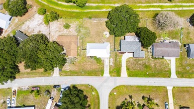 Welcome to this beautifully updated 3-bedroom, 2-bath home, this - photo 18