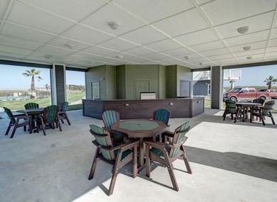 Welcome to a beautifully refreshed townhome designed for those - photo 20