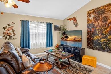 Welcome home to this perfect cozy house. The 2 bedroom 2 - photo 6