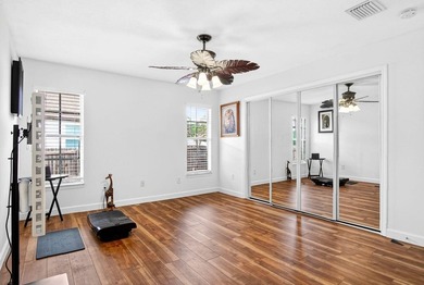 Welcome home to this perfect cozy house. The 2 bedroom 2 - photo 10