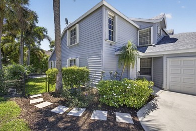 Spacious townhouse with Brand New Roof, newer plumbing, and new - photo 4
