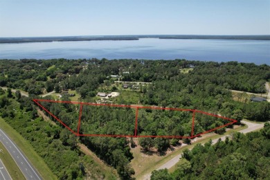 Lake Lochloosa Acreage For Sale in Hawthorne Florida