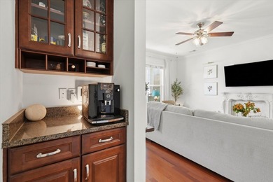 This is the house where everyday living feels like a staycation! - photo 10