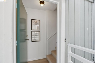 Top floor sun-splashed 2 Bedroom and 1 bath updated condo is - photo 21