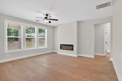 Kathleen Floor Plan - Lot 14 | MOVE-IN READY| New Construction - photo 21
