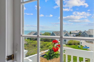 Best of the best views! Rare opportunity to own this beautifully - photo 22