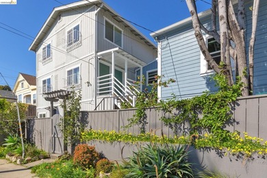 Top floor sun-splashed 2 Bedroom and 1 bath updated condo is - photo 23