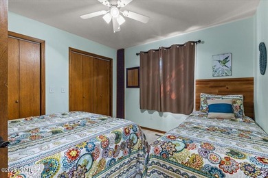 Stunning Lakefront Retreat - Fully Furnished & Nightly Rental - photo 24