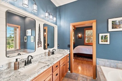 Exceptional 42+/- acre luxury estate featuring a custom - photo 25
