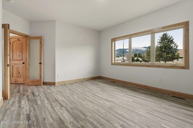 Experience luxury living in this stunning 2305 SF Town Home - photo 38