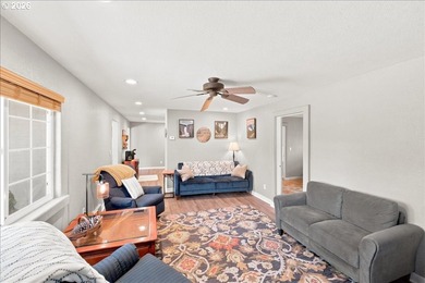 Exceptional 42+/- acre luxury estate featuring a custom - photo 43