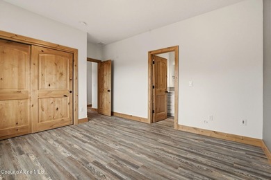 Experience luxury living in this stunning 2305 SF Town Home - photo 50