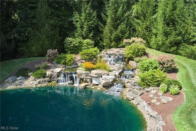 Welcome to one of the most extraordinary luxury estates ever - photo 2