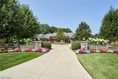 Welcome to one of the most extraordinary luxury estates ever - photo 4