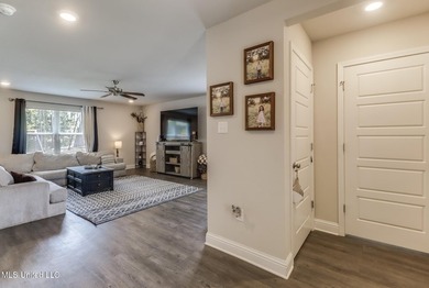 Welcome to the Flora floorplan, a thoughtfully designed - photo 5