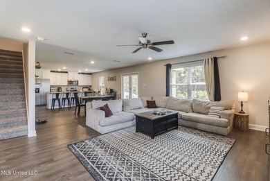 Welcome to the Flora floorplan, a thoughtfully designed - photo 6