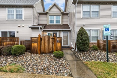 Elizabeth River Townhome/Townhouse For Sale in Portsmouth Virginia