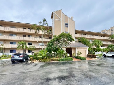 Huntington Lakes Condo For Sale in Delray Beach Florida