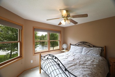 Furnished Lake Vermilion Beachhouse. Level 1.4 Acres W/150ft - photo 17