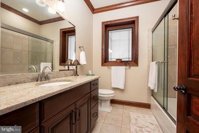 Welcome to a breathtaking, unparalleled, retreat in Calvert - photo 20