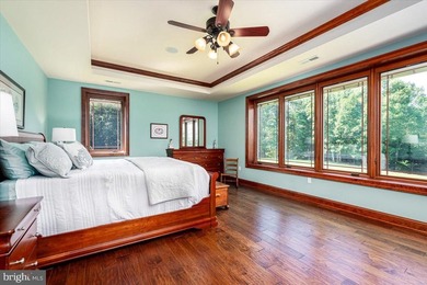 Welcome to a breathtaking, unparalleled, retreat in Calvert - photo 22