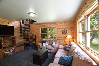 Furnished Lake Vermilion Beachhouse. Level 1.4 Acres W/150ft - photo 25