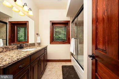 Welcome to a breathtaking, unparalleled, retreat in Calvert - photo 39