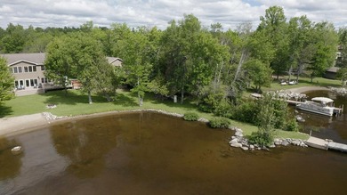 Furnished Lake Vermilion Beachhouse. Level 1.4 Acres W/150ft - photo 42
