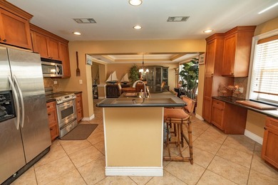 Spacious 3 bedroom 2 bath home in desirable Croissant Park - photo 5