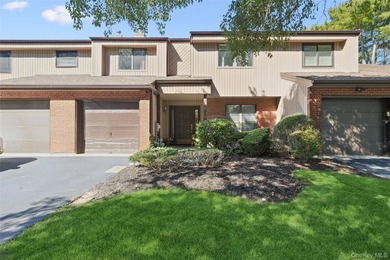 (private lake, pond, coastal) Condo Sale Pending in Holbrook New York