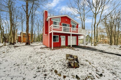 Lake Home For Sale in Tobyhanna, Pennsylvania