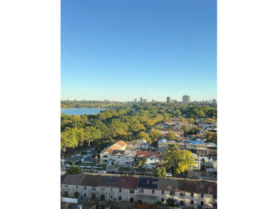 Discover this sun-filled, south exposure oversized renovated - photo 9