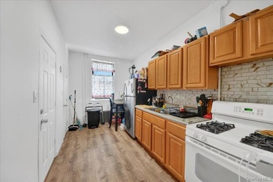 Well-maintained Bronx home offering spacious living, generous - photo 11