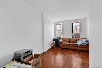 Well-maintained Bronx home offering spacious living, generous - photo 17