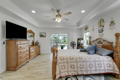 Beautiful CBS home in a no HOA Port Saint Lucie - photo 21