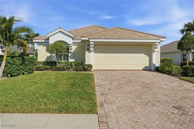 Cape Coral Lakes Area Home For Sale in Cape Coral Florida