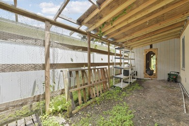 Beautiful CBS home in a no HOA Port Saint Lucie - photo 37