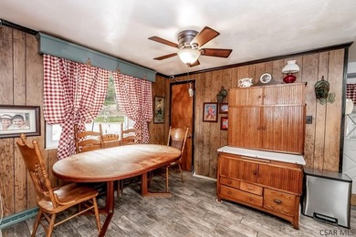 Discover the perfect blend of peaceful country living and modern - photo 14