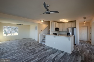 Own One of the Largest Waterfront Lots in Benedict w/ - photo 14