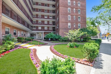 Welcome to this spacious and inviting 2-bedroom, 1-bath co-op - photo 19