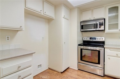 COME HOME TO SERENITY AND PRIVACY! BEAUTIFUL 1 BEDROOM - 1 BATH - photo 10