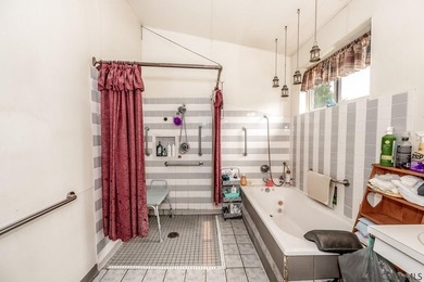 Discover the perfect blend of peaceful country living and modern - photo 22