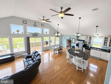 Enjoy waterfront living in this updated 4 bedroom, 2 bath - photo 31