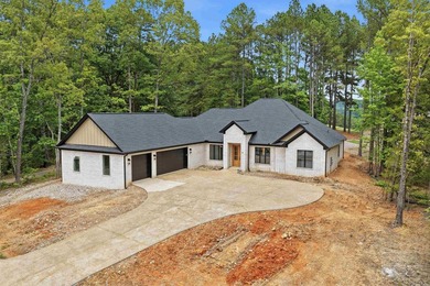 Experience refined new construction by Guerrero Custom Homes at - photo 2