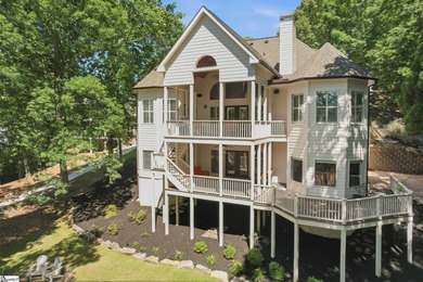 Experience luxury lake living on Lake Hartwell! This beautifully - photo 38